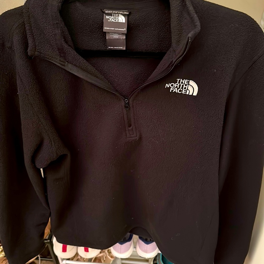 Men’s Black North Face Fleece Pullover. Size small.  Hardly worn.